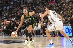 Lynx vs. Valkyries Game 2 prediction: WNBA playoff picks, odds, best bets