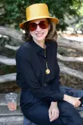 Naomi Watts transforms into Jackie Kennedy in first ‘American Love Story’ photos